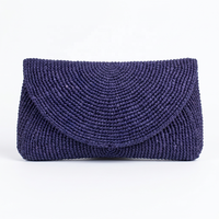 Sac à main bohème en raphia tressé violet tendance avec rabat à motif géométrique, sac bandoulière léger pour les vacances d'été pour femmes