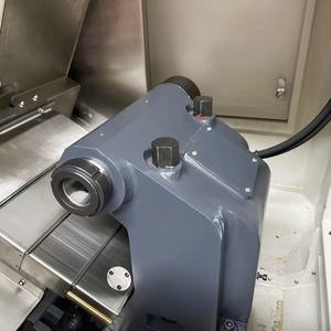 Hochpräzise TCK50A CNC-Drehmaschine mit Schrägbett Wird als Drehzentrum für die Bearbeitung Komplexer Teile Verwendet - Product Image 5