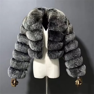 <span class=keywords><strong>Manteau</strong></span> en fourrure de renard véritable tendance de la mode en vente directe d'usine en gros <span class=keywords><strong>Manteau</strong></span> en fourrure à col carré <span class=keywords><strong>court</strong></span> pour femmes - Product Image 4
