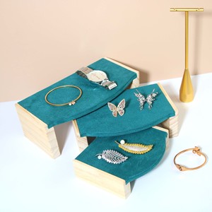 ชุดขาตั้งโชว์เครื่องประดับไม้วอลนัทสีเทา รูปทรงสี่เหลี่ยมผืนผ้า สำหรับแหวน ต่างหู สร้อยคอ กำไลข้อมือ เหมาะสำหรับร้านค้า ร้านขายเครื่องประดับ - Product Image 2