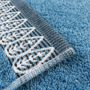 Serviette de bain douce en coton pur de haute qualité, 100 % coton, absorbante, pour la maison, la plage, jacquard rayé, vente en gros, articles de salle de bain - Product Image 4