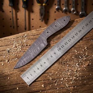 Cuchillo de Caza de Acero Damasco de Primera Calidad, Hoja de Punta Caída, Mango Cómodo y Personalizable, Opción OEM, para Camping - Product Image 2