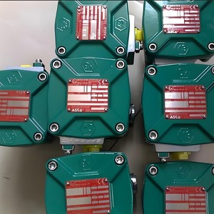 Válvula Solenoide de Dos Posiciones y Tres Vías Asco 327 con Revestimiento de Aluminio para Alta Temperatura, Tipo Piloto para la Industria Química - Product Image 3