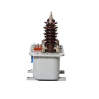 Transformateur de tension 10 kV JDJ-10 à isolation immergée dans l'huile pour équipement électrique de commutation intérieur
