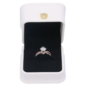 FADELI PACKING FSC Scatola di Imballaggio in Plastica Rivestita in Pelle PU Bianca con Logo Personalizzato, Scatola per Gioielli in Camoscio per Anelli, Collane e <span class=keywords><strong>Bracciali</strong></span> - Product Image 3