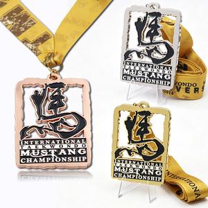 Medaglia Sportiva Internazionale Personalizzata in Metallo Smaltato per Kung Fu, Taekwondo, Jiu Jitsu, Judo, Karate - Product Image 1