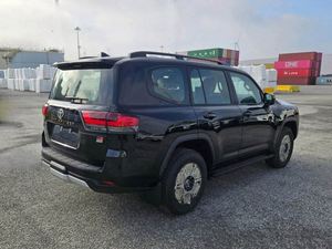VENTAS de Toyota Land Cruiser 300 Station Wagon GXR SPORT 3.3L Diésel Automático USADO - Product Image 4