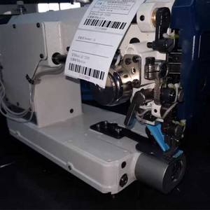 Machine à coudre à petit diamètre de cylindre 200XZ-D5, point noué pour cuir de football - Product Image 3