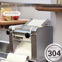 Machine commerciale de presse à pâte en acier inoxydable 304 de bureau pétrissant des nouilles tirant pour des petits pains cuits à la vapeur boulettes-moteur de noyau