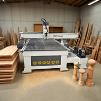 Routeur CNC 4 axes MVIP 1325 avec axe rotatif et table à vide pour le tournage du bois, la gravure, la découpe, les balustres et les artisanats décoratifs