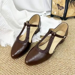 Sandalias de Plataforma con Tacón Bajo para Mujer, Estilo Slip-On, Tacones Gruesos, Diseño Vintage Francés con Parches, Punta en Pico, Zapatos para Primavera/Verano - Product Image 1