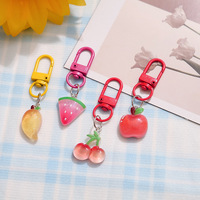 Porte-clés mignon en forme de fruits : pomme, fraise, pêche, cerise – Breloques en résine pour sac, accessoires pendentifs