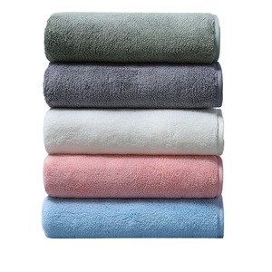 Serviette de séchage pour cheveux en microfibre corail, séchage rapide, rectangulaire, couleur unie, usage domestique, 200g+ - Product Image 2
