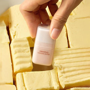 Conteneur carré pour baume à lèvres de 10 g avec logo personnalisé, pour le soin des lèvres et l'emballage de crème solaire - Product Image 2