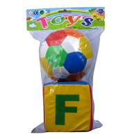 Jeu de cubes et de balles en PU souple avec logo personnalisé OEM, pour enfants de 5 à 7 ans, jeu éducatif précoce pour l'apprentissage de l'alphabet et des chiffres, jeu sensoriel de lancer