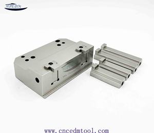 Tornillo <span class=keywords><strong>de</strong></span> banco para palets EROWA WEDM <span class=keywords><strong>de</strong></span> acero inoxidable <span class=keywords><strong>de</strong></span> precisión HPEDM con labio en Z fijo y mandíbulas <span class=keywords><strong>de</strong></span> la HE-V06621 - Product Image 4