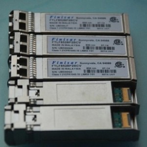Module optique Finisar Ftl8528p2bcv 8,5g 850nm, transmission sur fibre multimode - Product Image 1