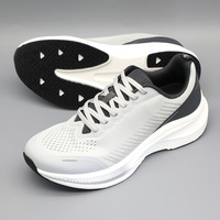 Chaussures de course d'extérieur pour hommes grandes tailles pour la salle de sport et l'été ; Tige synthétique, semelle intermédiaire en EVA, semelle extérieure en caoutchouc respirante, athlétique