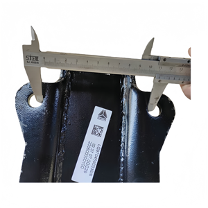 Adecuado para <span class=keywords><strong>el</strong></span> accesorio de soporte de goma LG9704590336 del soporte de suspensión del motor del camión de servicio pesado HOWO Commander - Product Image 4