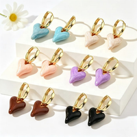 Anting Bunga Enamel Merah Vintage FM-LAE0874, Anting Bunga Tembaga Berlapis Emas, Anting Bunga Merah, Perhiasan Grosir
