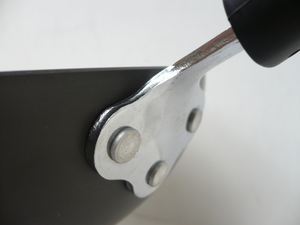 กระทะอลูมิเนียมพร้อมฝาหม้อด้ามพลาสติกสำหรับทำอาหารที่บ้านและอาหารประจำวัน - Product Image 4