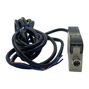 Capteur de proximité capacitif intégré cylindrique E2J-JC4A 100 % neuf, détection 4 mm, non métallique, NPN - Product Image 6