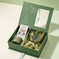 Boîte cadeau magnétique en forme de livre, écologique et naturelle, avec fenêtre, plateau à compartiments séparés, bougie parfumée, fleurs séchées, un emballage haut de gamme