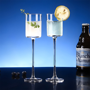 Copa de Vino Tinto y Blanco Estilo Campestre, Más Vendida, 150 ml de Capacidad, Marca SXTB, Cristalería para Bar - Product Image 5