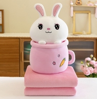 Vente en gros 2 en 1 : Tasse à thé au lait mignonne en forme de lapin avec couverture pour la décoration de la maison, coussin en peluche panda cochon panda