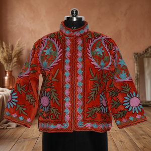 Chaqueta Floral Suzani Hecha a Mano, Elegante, de Calidad Premium y Duradera, Abrigo Étnico Bordado Colorido, Ropa de Abrigo Cálida, Venta al Por Mayor - Product Image 3