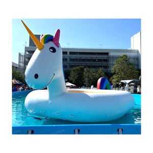 Équipement de jeu d'eau d'été en PVC de 0.9mm, flotteur de <span class=keywords><strong>piscine</strong></span> gonflable licorne bateau jeux d'eau pour fête de famille - Product Image 1