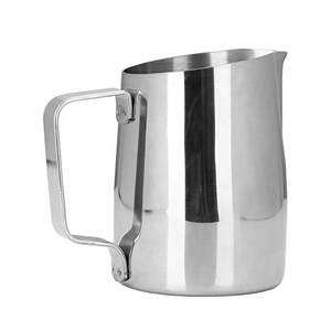 Silberner, schmaler, tropffreier Milchkrug mit scharfer Ausgießöffnung, komfortablem Griff und klarer Skalenmessung - Product Image 2