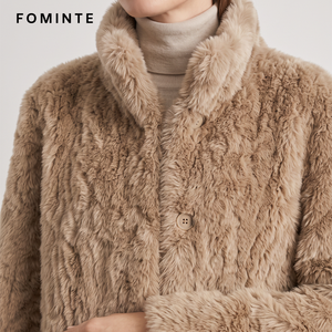 Veste en fausse fourrure de lapin pour <span class=keywords><strong>femme</strong></span>, <span class=keywords><strong>manteau</strong></span> d'hiver doux et moelleux à col montant, vêtement d'extérieur court de luxe, élégant et tendance, vente en gros OEM - Product Image 4
