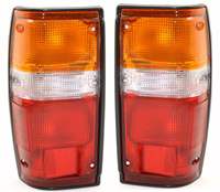Nouvelles pièces automobiles de rechange lampes de voiture feu arrière feu arrière gauche droit pour Toyota Pickup hilux 1984 1985 1986 1987 1988