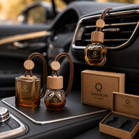Diffuseur de parfum suspendu pour voiture en verre ambré dégradé de luxe rechargeable avec couvercle en bois naturel – Vente en gros