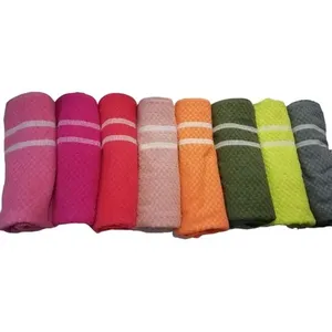 Asciugamani da bagno 100% cotone, tinta unita assortita, rettangolari, tessuti, per uso adulto. - Product Image 1