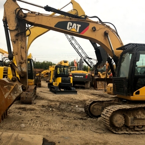 รถตักล้อยางมือสอง Caterpillar รุ่น CAT 320DL ปี 2022 เครื่องยนต์และเกียร์สภาพดี น้ำหนัก 16500 กก. สำหรับงานก่อสร้าง 20 ตัน - Product Image 1