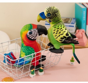 ตุ๊กตาจำลองนกมาคอว์แบบกำหนดเอง ตุ๊กตานกประดับตกแต่ง ของเล่นตุ๊กตาขนนุ่ม ของขวัญเสริมพัฒนาการสำหรับเด็ก - Product Image 2