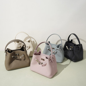 2026 Winter 2025 Stylish Fashion Niche Genuine Leather <strong>Bucket</strong> <strong>Bag</strong> <strong>Handbag</strong> Mother <strong>Bag</strong> Retro All-match Crossbody <strong>Bag</strong> - Product Image 1