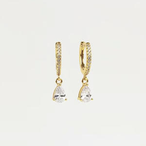 Orecchini Pendenti E4096 in Oro con Cristalli Taglio Pera e Strass, Gioielli Classici da Donna - Product Image 4