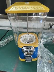 Máy Chạy Bằng Tiền Xu/Máy Bán Kẹo Cổ Điển - Product Image 6