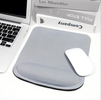 Tapis de souris carrés à prix abordable, personnalisables, avec repose-poignet chauffant en mousse EVA, pour promotion publicitaire, cadeaux en stock