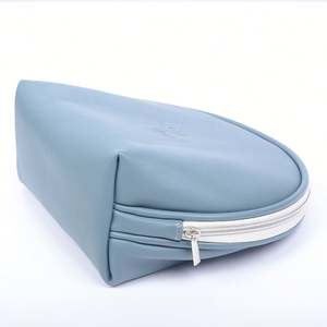 Vente en gros, offre spéciale, sac à cosmétiques pour femme en PU, sac de rangement de voyage carré étanche et mignon avec logo personnalisé - Product Image 5