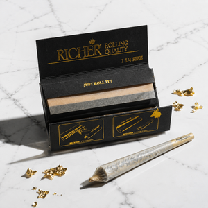 Papier à rouler biologique personnalisé avec logo privé, 13g, combustion lente, format King Size Slim, avec gomme arabique - Product Image 1