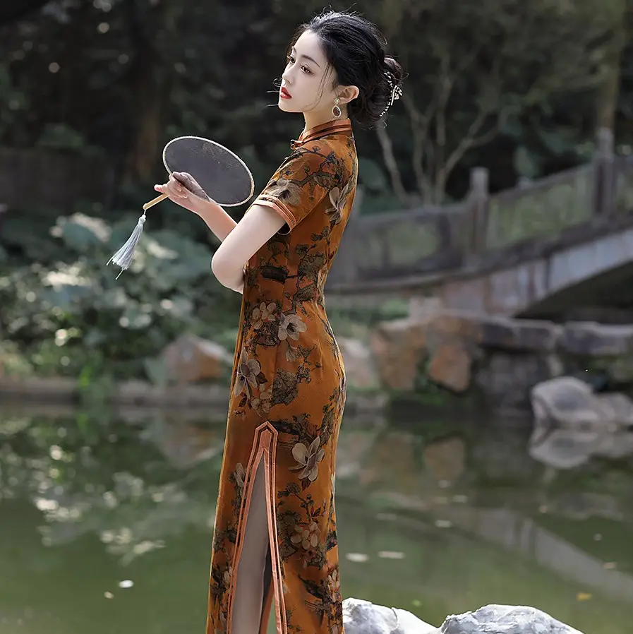 Einfarbige elegante Retro chinesische Art Cheong sam Damen bekleidung