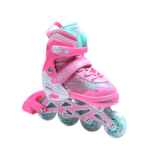 Patins à roulettes pour enfants rose et bleu, huit roues lumineuses, avec boucle de sécurité et bande auto-agrippante - Product Image 2