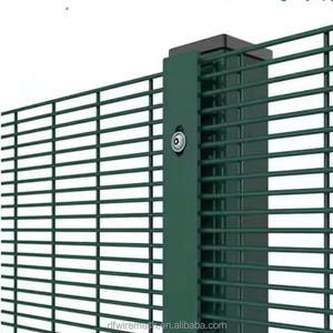 Recinzione di Sicurezza Aeroportuale a Y 358mesh, Barriera Perimetrale ad Alta Sicurezza in Ferro Verniciato a Polvere per Binari Ferroviari - Product Image 1