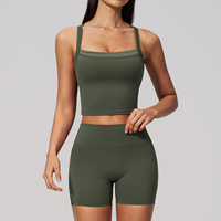 Ensemble de sport 2 pièces pour femme : débardeur contrastant et short cycliste taille haute, doux et extensible, idéal pour la gym et le yoga