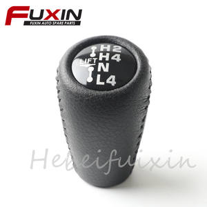 Pommeau de levier de vitesse en cuir 5 vitesses pour Toyota, design ergonomique - Product Image 3