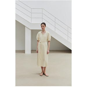 Abito in maglia da donna con scollo a U 3D, vita tagliata e gonna curva, modello April Story - Product Image 6